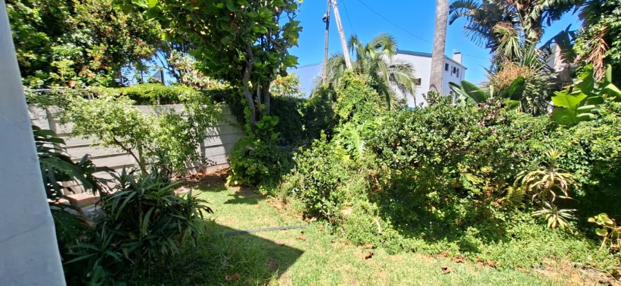 To Let 4 Bedroom Property for Rent in Kleinmond Western Cape